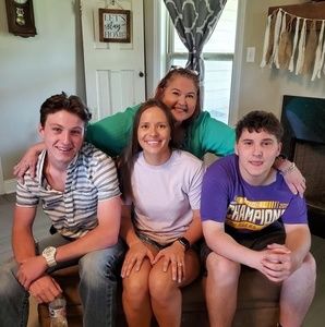 Meet your Posher, Kat